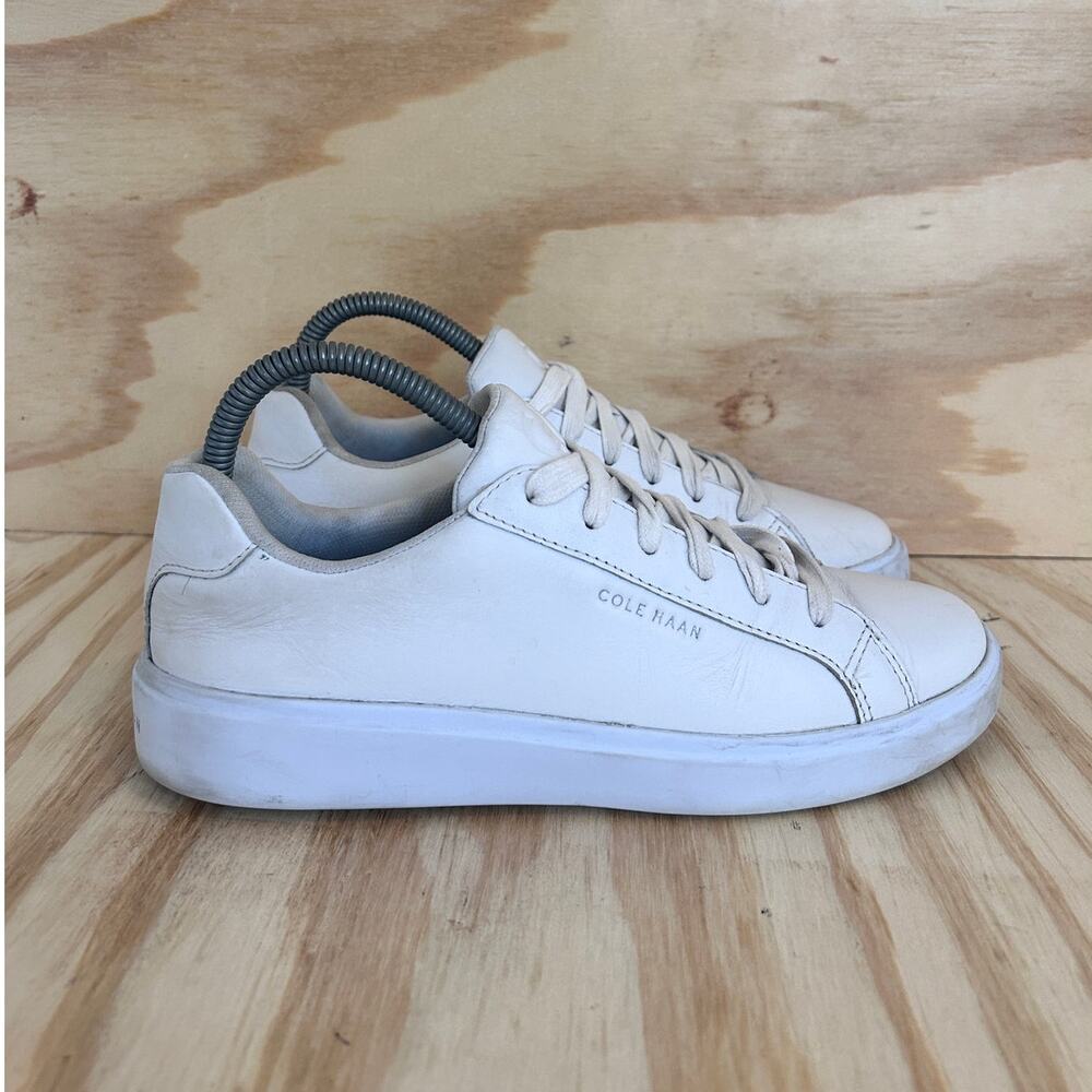 Cole Haan - Grand Crosscourt Daily - Sneakers - White - Women's - 7.5B - W26651